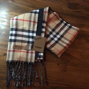 Cashmere scarf